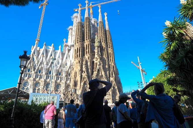 Best of Barcelona and Sagrada Familia Tour with Priority Access - Best of Barcelona and Sagrada Familia Tour with Priority Access: An In-Depth Review