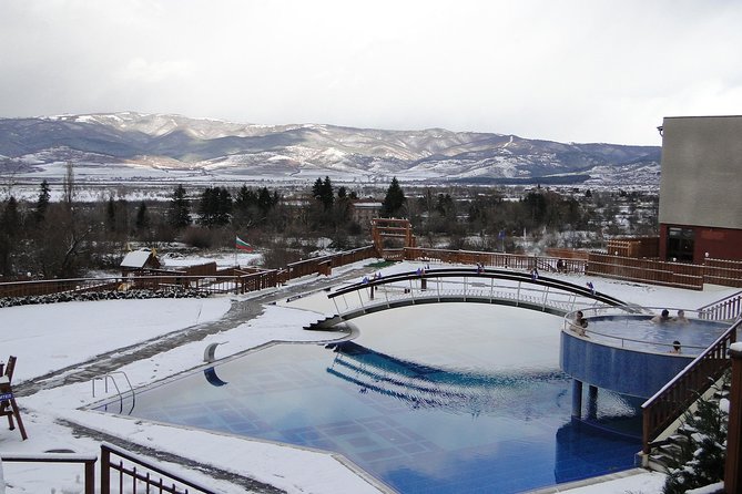 Borovets: Thermal pool escape - Good To Know