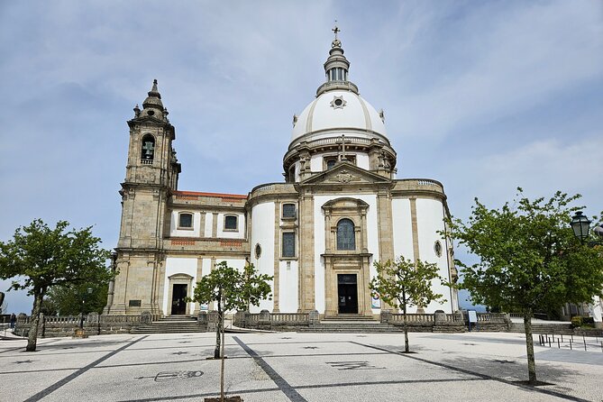 Braga and Guimarães from Porto with limited small group - An In-Depth Look at the Tour Experience