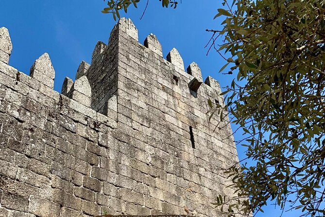 Braga/Guimarães: 1 Day with Lunch + farm and wine tasting - Good To Know
