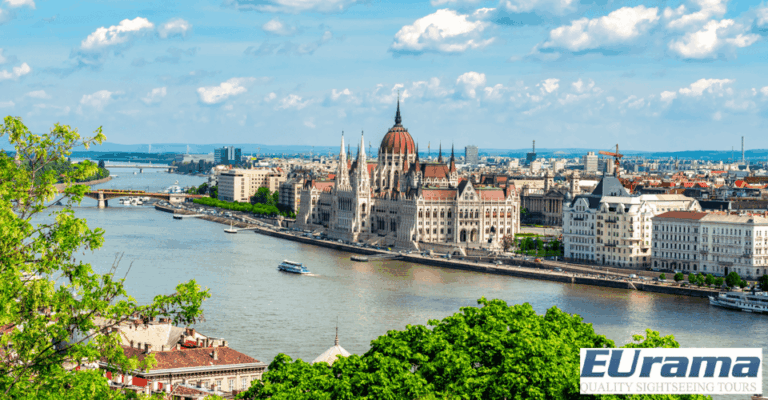 Budapest: 3-hour City Tour with Castle Walk + 1-hour Cruise