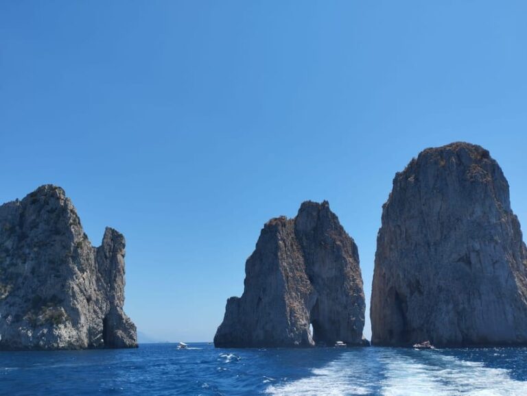 Capri Express guided tour from Naples