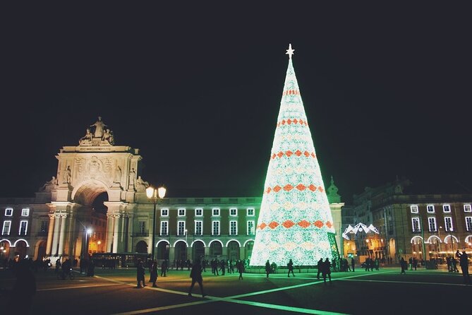 Christmas Lights Tour of Lisbon in Private Eco Tuk Tuk - Introduction 