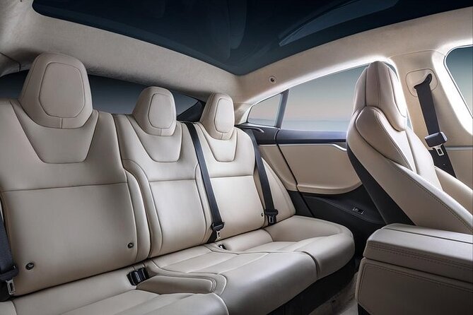 CO2-Offset|Luxury Eco Sedan Arrival from BRN Airport to Bern City - Good To Know