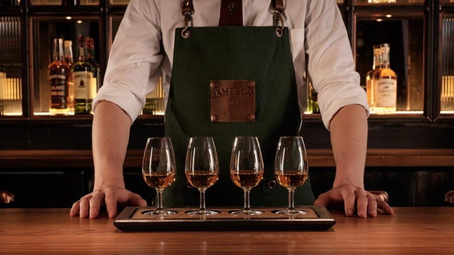 Cork: Midleton Distillery (Jameson) Premium Whiskey Tasting - A Closer Look at the Midleton Whiskey Tasting Experience  