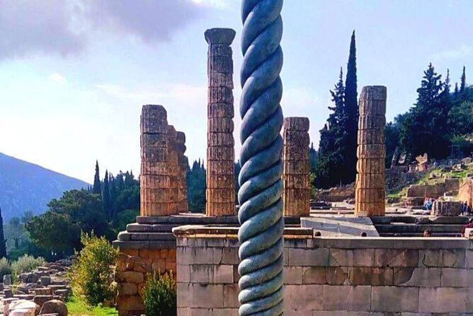 Delphi Arachova & Monast. Hosios Loukas from Athens Private Tour - The Scenic Journey from Athens