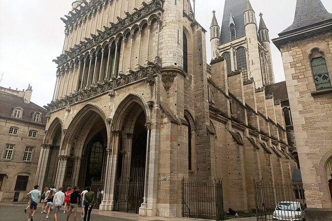 Dijon private guided tour with a professional tour guide ! - Good To Know  