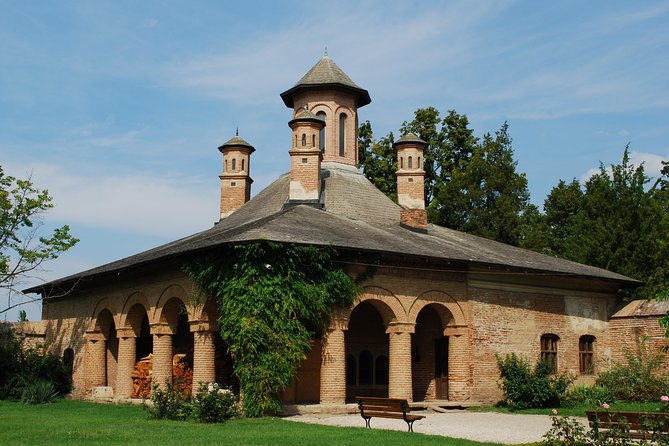 Discover Dracula’s Tomb and Mogosoaia Palace – Private Tour from Bucharest