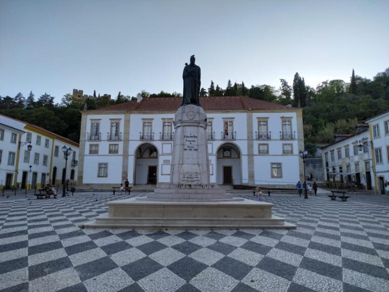 Discover Tomar’s History with a Local Guide and Enjoy Tapas!