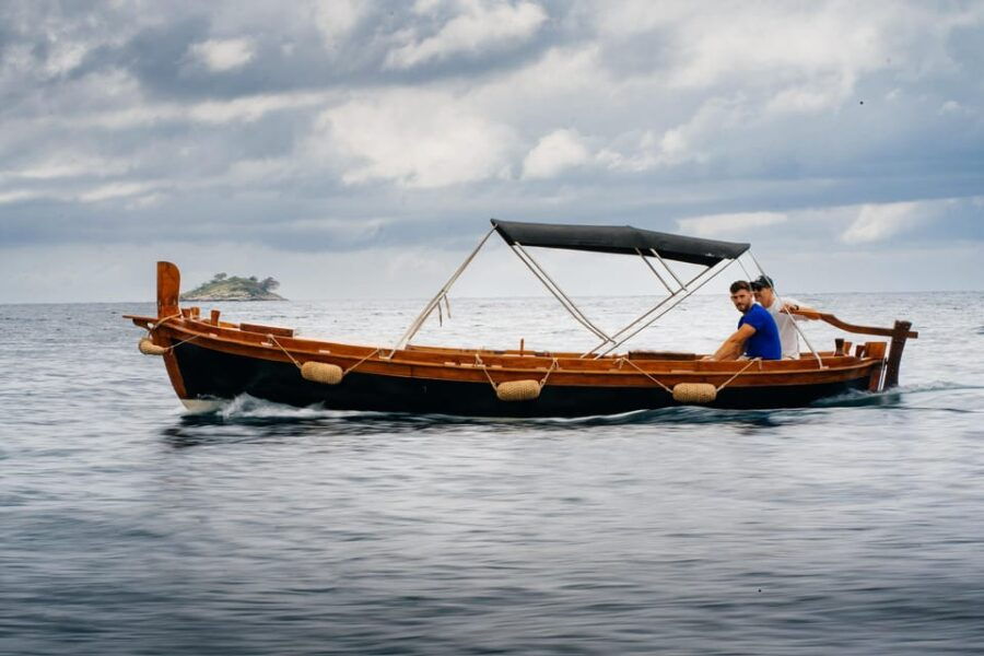 Dolphin and sunset tour with historical Gaieta wooden boat - Good To Know