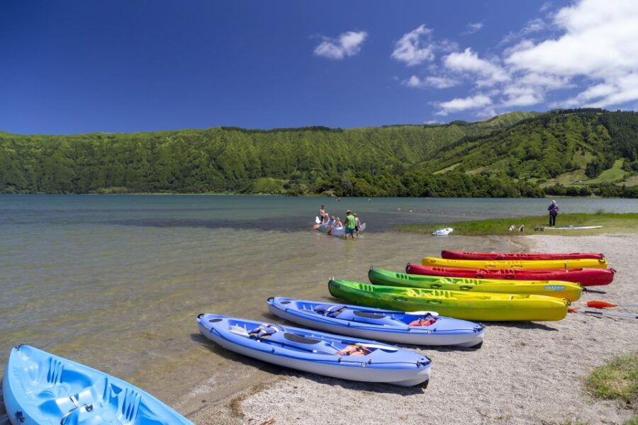 Double-Seat Kayak Rental at Sete Cidades Lake - An In-Depth Look at the Kayak Experience at Sete Cidades Lake