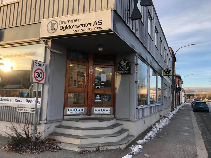 Drammen: Scuba Diving Equipment Rental - Good To Know