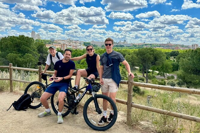 Ebike tour Madrid, green areas and panoramic views. 3 hours - Good To Know