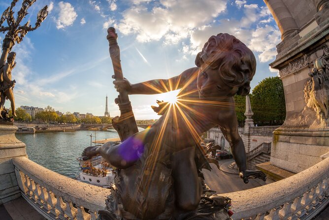 Eiffel Tower Guided Access to 2nd Floor with Summit Option - Good To Know