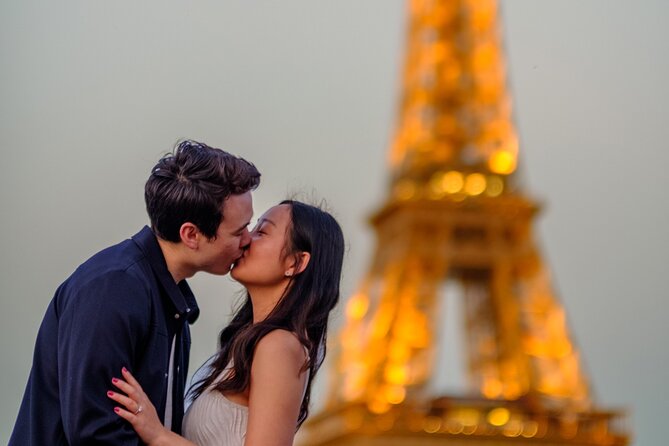 Eiffel Tower Photoshoot - Good To Know