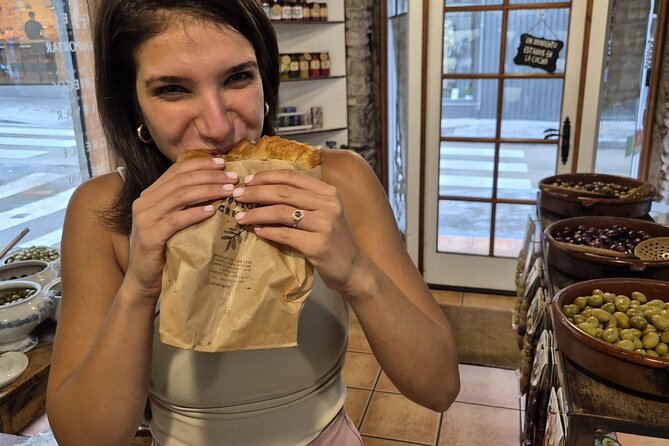 Eixample Unwrapped A Vegan Tour in Barcelona - Good To Know