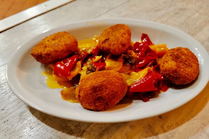 Evening Flavors of Naples: Guided Food Tour and Wine Tasting - Good To Know