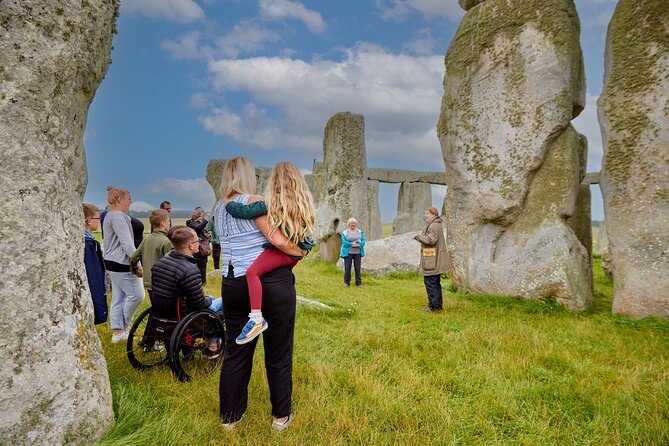 Exclusive Stonehenge Inner Circle & Windsor Day Trip from London - Analyzing the Itinerary: What You Can Expect