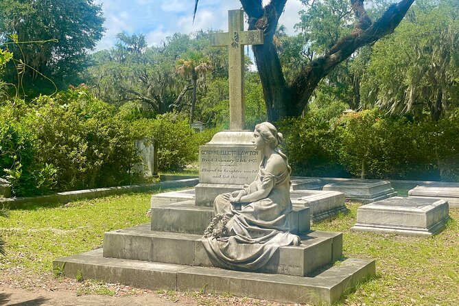Explore Bonaventure Cemetery with Guided Walking Tour - Exploring Bonaventure Cemetery with a Guided Walking Tour