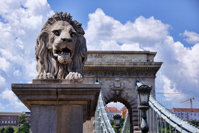 Explore the Instaworthy Spots of Budapest with a Local - Good To Know
