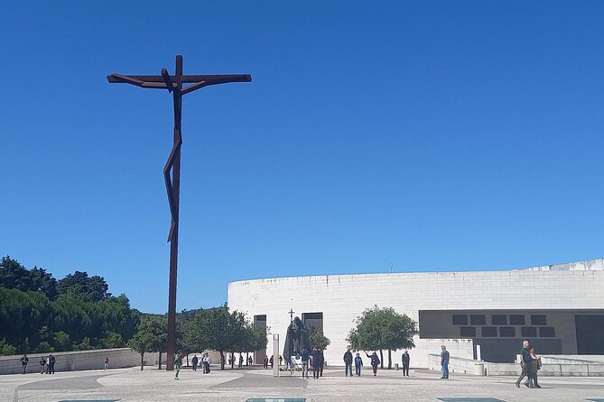 Fatima- Nazare-Obidos private tour from Lisbon or Cascais - Good To Know