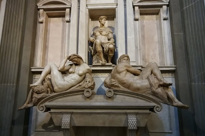 Florence: 1.5 hour Medici Chapels monolingual small-group guided tour - Introduction: Why This Tour Is a Must-Do in Florence
