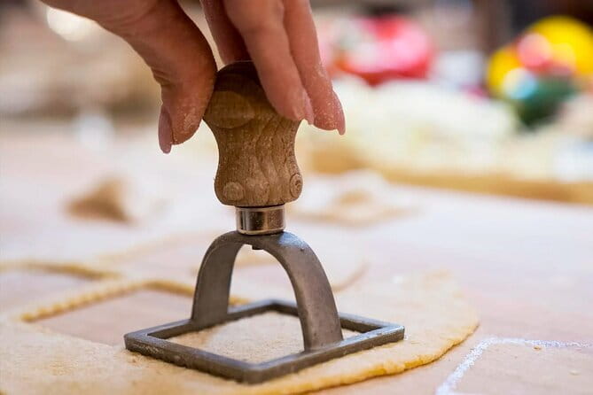 Florence: Ravioli & Pasta Class with Tiramisu and Unlimited Wine - Good To Know