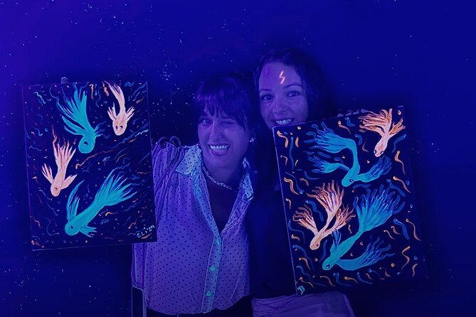 Fluorescent Painting Class with Wine in Barcelona - Good To Know