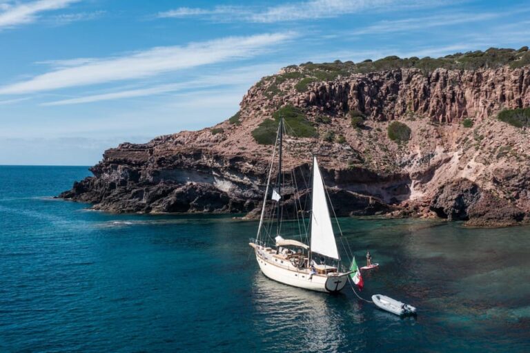 From Calasetta:Saling boat Tour to Carloforte & Sant’Antioco