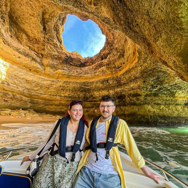 From Faro: Boat trip to Benagil Cave & Praia da Marinha - Good To Know