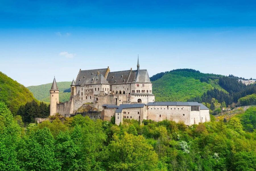 From Luxembourg: All the highlights in 1 day - Transport, Timing, and Group Dynamics