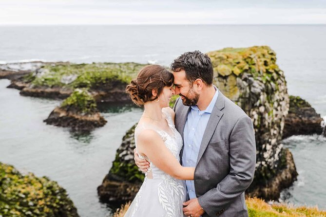 Full Day Private Iceland Elopement Photographer - Good To Know