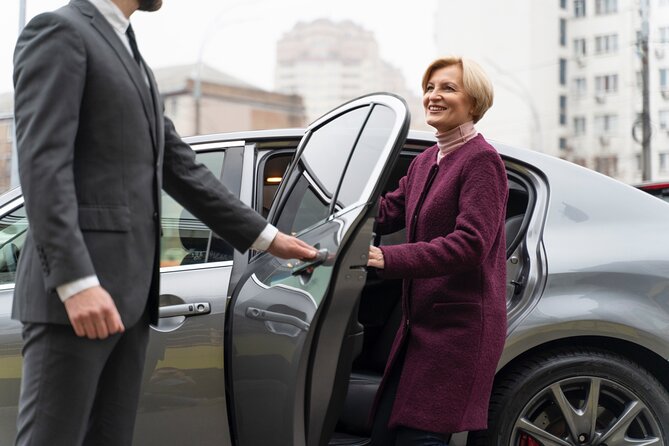 Gatwick Airport Taxi - Private Transfer to/from London - Good To Know  
