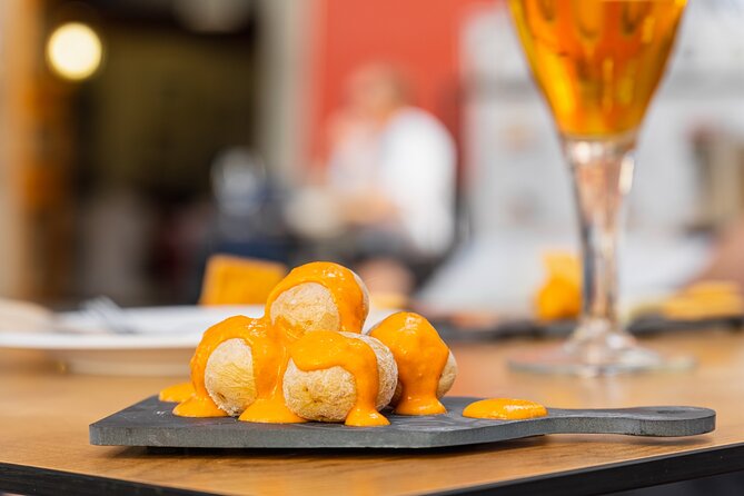Gourmet Tapas and Wine Tour in the Old Town of Las Palmas - Introduction: A Taste of Las Palmas Old Town