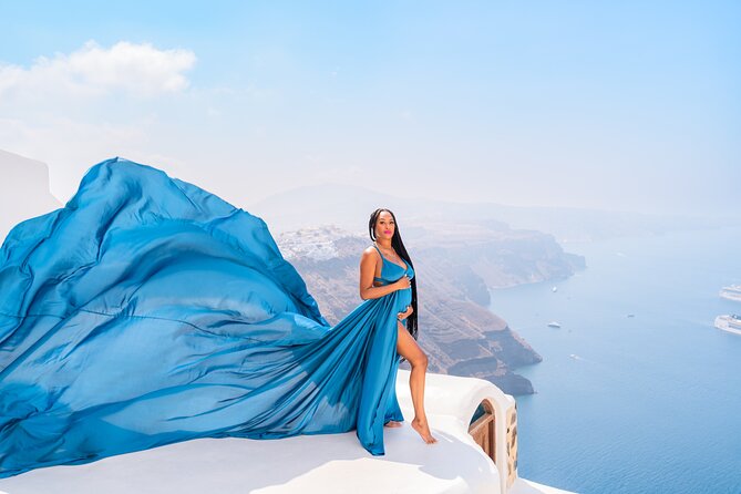 GROUP FLYING DRESS PHOTOSHOOT in Santorini - Good To Know