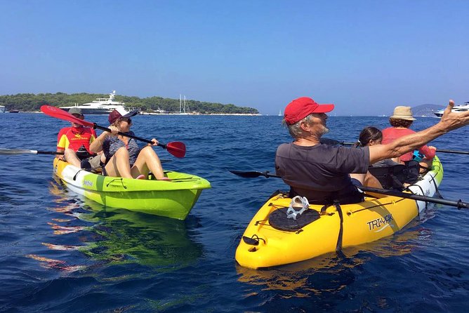 Guided kayaking tour to Pakleni islands - Exploring the Pakleni Islands by Kayak: An Authentic Croatian Adventure