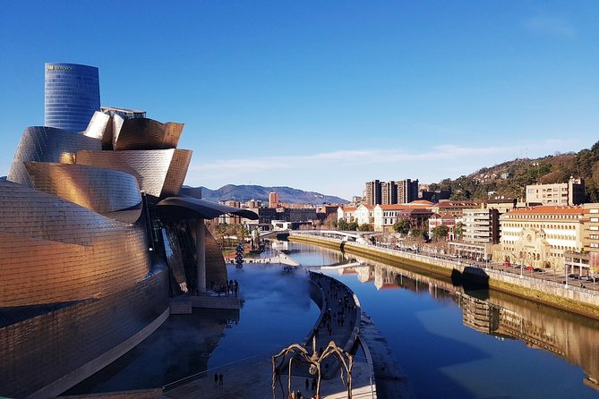 Guided tour of the Guggenheim Museum Bilbao in Spanish - Good To Know