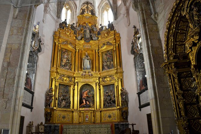 Guided tour of the Monastery of San Isidoro del Campo - Good To Know
