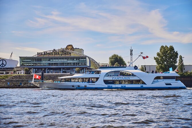 Hamburg: 2-hour harbor cruise - Good To Know