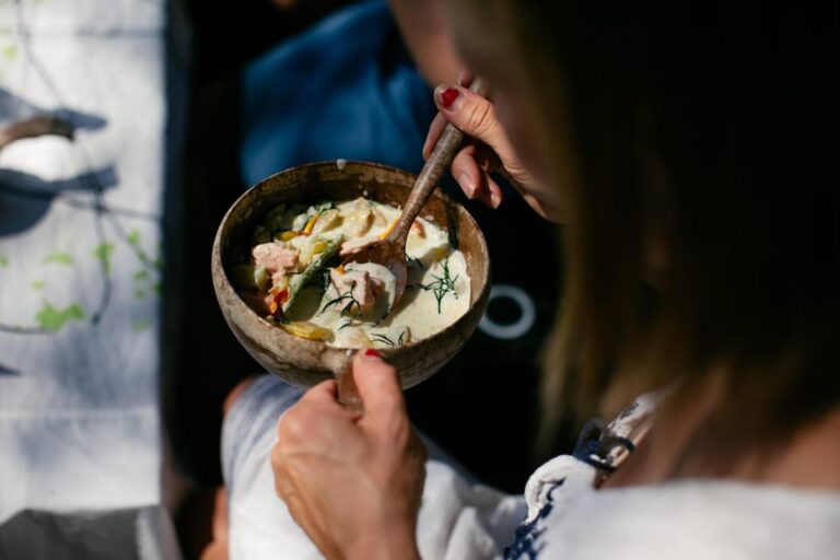 Helsinki: Guided Nature Experience with Campfire and Meal