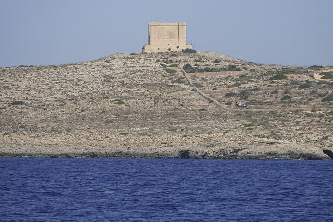 Highspeed Catamaran Crossing Between Malta and Gozo - Good To Know