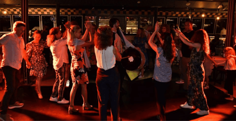 Istanbul: New Year’s Eve Bosphorus Dinner Cruise Party 2026