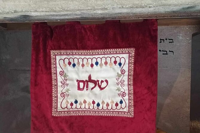 Jewish tour by Jewish Guide in Barcelona - Exploring Jewish Heritage in Barcelona: A Detailed Review of the Private Jewish Tour