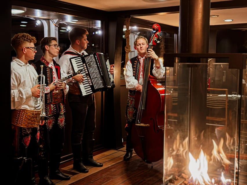 Krakow: Polish Folk Dinner with Vistula River Cruise - Who Is This Tour Best For?  