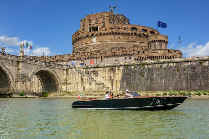 La Dolce Vita: Private Luxury Boat Ride in the Eternal City - Good To Know