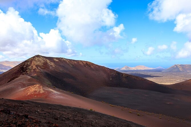 Lanzarote Tour with Timanfaya National Park and El Golfo - A Deep Dive into the Lanzarote Tour Experience