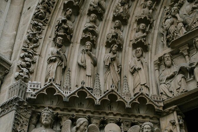 Le Grand Tour Half Day Private Walking Tour All the Main Sites - Good To Know