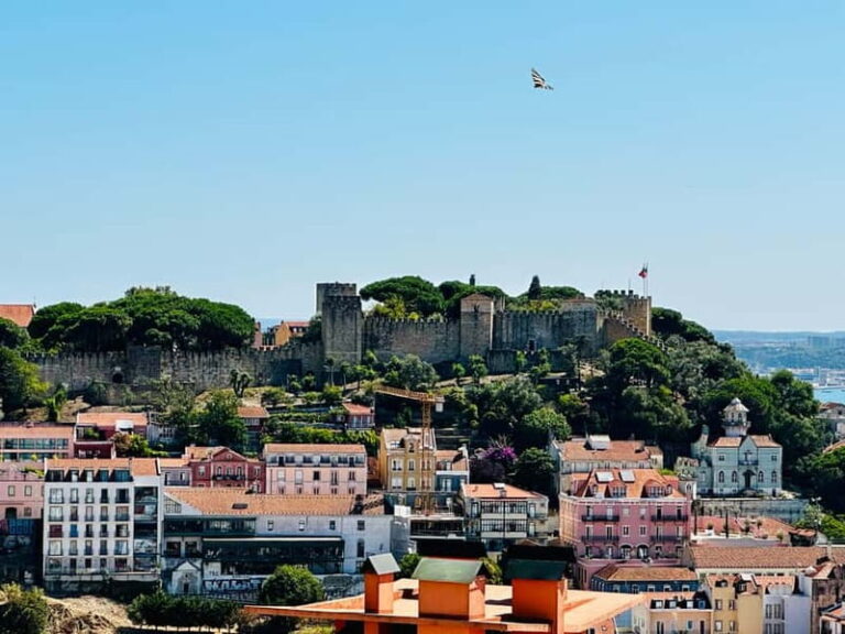 Lisbon: Old Town Tuk Tuk Tour