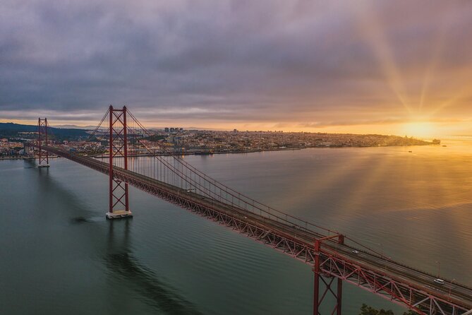 Lisbon Private 6h Customizable Tour with Transportation - Good To Know