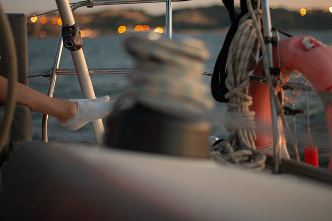 Lisbon Sunset Boat Cruise Tour With Drinks Included - Good To Know